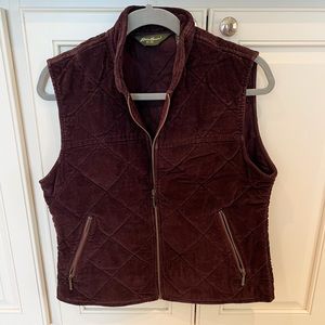 EUC Eddie Bauer chocolate corduroy quilted vest. Size Medium